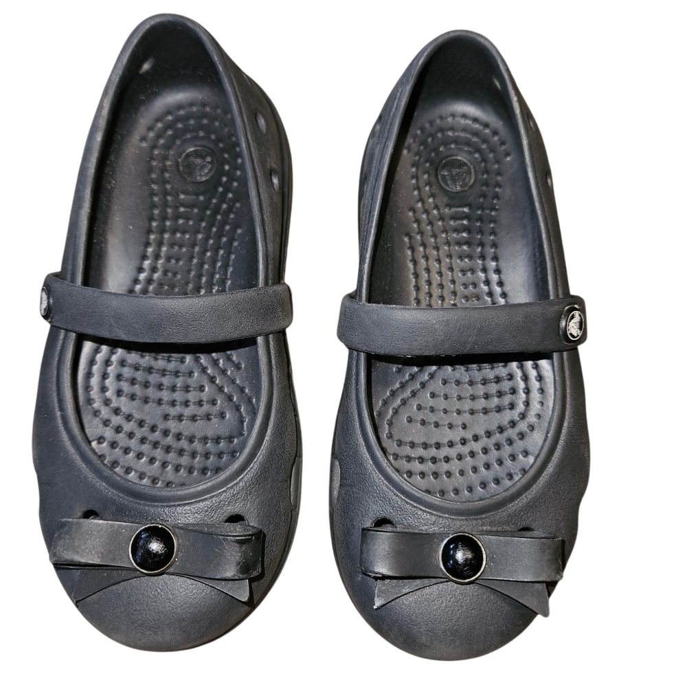 CROCS Little Girls Black Mary Jane Style With Embellished Bow Size 9C